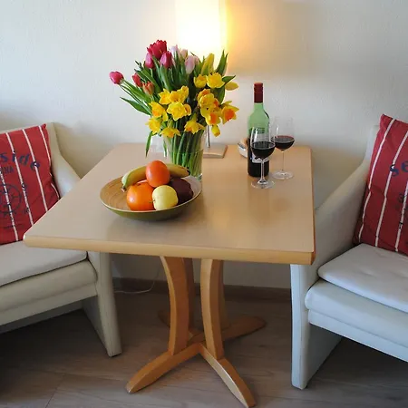 Ferienwohnung Yachthafenperle